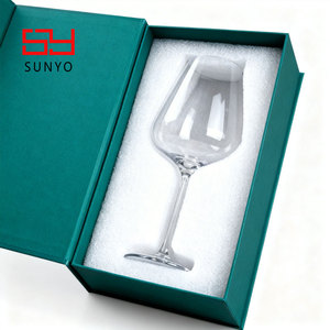 Verre à <span class=keywords><strong>vin</strong></span> à long pied côtelé en cristal transparent sans plomb, moderne, durable, élégant, haut <span class=keywords><strong>de</strong></span> gamme, pour hôtel, bar, restaurant, avec logo personnalisé - Product Image 5