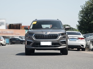 Bon <span class=keywords><strong>prix</strong></span> pour 2025 <span class=keywords><strong>Skoda</strong></span> <span class=keywords><strong>Kodiaq</strong></span> TSI330 5-Seat 2WD Shili Edition Toit ouvrant de taille moyenne SUV Marchandises en stock Vente à chaud - Product Image 2