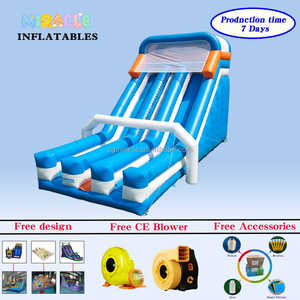 Toboggan gonflable commercial à 4 voies, toboggan gonflable <span class=keywords><strong>de</strong></span> course bicolore bleu et blanc avec <span class=keywords><strong>pare</strong></span>-<span class=keywords><strong>brise</strong></span> supérieur pour fêtes et carnavals - Product Image 2