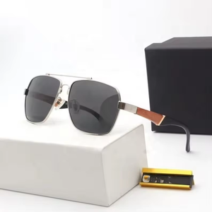 Lunettes de soleil de marque de haute qualité les plus vendues, lunettes de protection de luxe de créateurs, lunettes de haute qualité pour hommes et femmes - Product Image 2