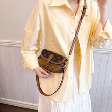 <span class=keywords><strong>Sac</strong></span> à bandoulière classique en cuir PU pour femme, sacs à bandoulière de marque tendance pour femme - Product Image 5