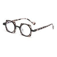 Gafas cuadradas universales para hombres y mujeres, montura metálica resistente combinada con lentes transparentes de PC con filtro de luz azul.