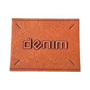 Logotipo de lujo personalizado Rectangular Cosido <span class=keywords><strong>Jeans</strong></span> negros Etiqueta de cuero en relieve LOGO Parche de cuero PU grabado para <span class=keywords><strong>Jeans</strong></span>/sombreros - Product Image 5