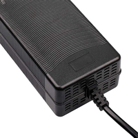 Chargeur de haute qualité au prix le plus bas 67,2 V 2 A, sortie 67,2 V 2 A pour scooter électrique Harley Citycoco 60 V