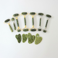 Ensemble de Rouleau de Massage Visage et Gua Sha en Jade Vert Néphrite Naturelle Véritable Marque Blanche