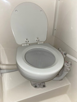 Bateau à moteur certifié CE de 7,5 m, bateau de croisière à cabine soudé en aluminium, bateau de pêche avec toilettes séparées, en vente