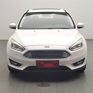 Autos Usados <span class=keywords><strong>Ford</strong></span> <span class=keywords><strong>Focus</strong></span> 2015 1.6L Gasolina Manual FWD Sedán Venta al por Mayor en Stock - Product Image 2