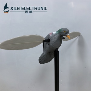 Richiamo Elettrico Girevole a Forma di Anatra in Legno Artificiale, Resistente, con Picchetto Regolabile, Ecologico, Attrattore per Uccelli da Caccia per Attrezzatura da Caccia - Product Image 3