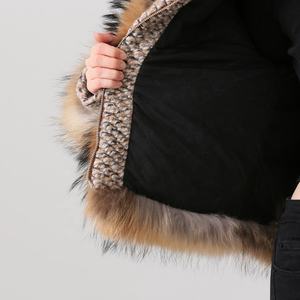 QIUCHEN - QC19017 <span class=keywords><strong>Cappotto</strong></span> in Vera Pelliccia Taglie Forti da <span class=keywords><strong>Donna</strong></span> Giacca Corta Calda Invernale alla Moda in Vera Pelliccia di Procione - Product Image 6