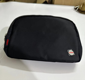 Designer Lulu 2L <span class=keywords><strong>Belt</strong></span> <span class=keywords><strong>Bag</strong></span> Everywhere Fanny Pack Walking <span class=keywords><strong>Running</strong></span> Yoga Sports Marca de luxo Crossbody Gym Bags Cintura <span class=keywords><strong>Bag</strong></span> Com Logotipo - Product Image 5
