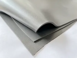 Vente directe Japon Noir Poron L32 Coussin de pied en mousse auto-adhésif Polyuréthane Absorption haute énergie poron LE 20 Mousse