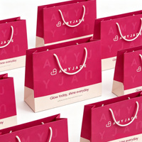 Sac de shopping de luxe en papier rose avec logo personnalisé, poignée en corde de coton, sac à boucle pour chaussures, pour les marques de beauté et de mode