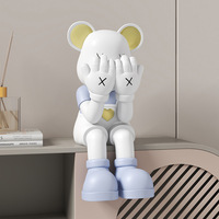 Grande décoration en résine d'ours violent pour le salon, à placer près du meuble TV, du canapé, ornement d'ours kawaii artistique peint à la main