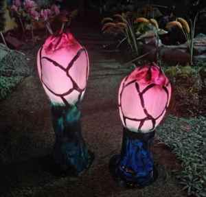 Lumières décoratives LED magiques en forme de fruits pour les jardins de villas, les événements à thème tropical en extérieur et l'éclairage paysager - Product Image 1