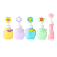 Populaire personnalisé mignon 180/350ml HDPE bébé douche visage mousse savon pompe bouteille de nettoyage avec brosse en Silicone