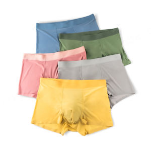 Venta al por mayor de Bóxer con logotipo personalizado para hombre, calzoncillos de ángulo plano de tiro medio sin costuras, ropa interior sólida, ropa interior de seda helada para hombre, bóxer para hombre - Product Image 1