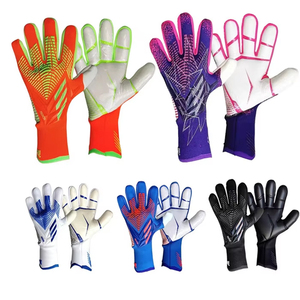 Guanti Sportivi Professionali in Lattice PU di Alta Qualità con Protezione per le Dita e Chiusura Pull-Up Marca Likeid per Portieri Giovani e Adulti - Product Image 5