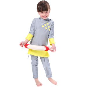 Costume da Bagno Estivo per Ragazze, Completo Conservativo con Maniche Lunghe e Pantaloni, Motivo Stampato a Cuori, Set per Allenamento in Piscina - Product Image 3