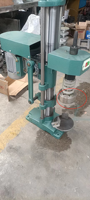 Machine manuelle de rétrécissement de bouteilles de vin d'huile d'olive en verre semi-automatique de capsule de pvc
