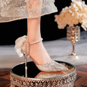 Zapatos de Novia con Tacón de Aguja, Punta en Pico, Correa en el Tobillo, Decoración de Lazo, Forro de Satén, Súper Altos - Product Image 1