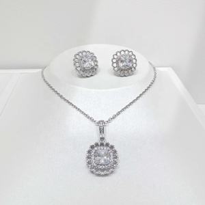 Prix usine – Nouveauté : Parure papillon géométrique en argent 925 avec zircon pour femme – Boucles d'oreilles et collier pour fête - Product Image 5
