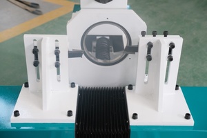 <span class=keywords><strong>Torno</strong></span> de <span class=keywords><strong>madera</strong></span> CNC de un solo eje Torneado de carpintería de alta eficiencia <span class=keywords><strong>Mini</strong></span> <span class=keywords><strong>torno</strong></span> de tallado de <span class=keywords><strong>madera</strong></span> de alta precisión - Product Image 2