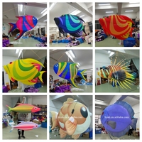 Ballon de poisson tropical gonflable suspendu avec éclairage