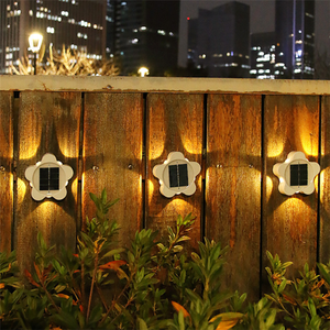 Nuovo stile Plum Blossom a forma di 5 led lampada da parete solare illuminazione esterna impermeabile giardino decorazione natalizia recinzione luce solare - Product Image 5