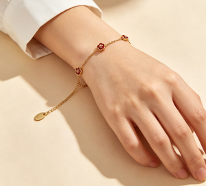 Pulsera de cadena con flores chapada en oro para mujer, joyería romántica de aleación - Product Image 2