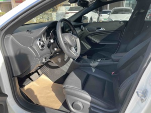 <span class=keywords><strong>Mercedes</strong></span> Benz CLA Clase 2017 CLA 200 Edición Deportiva Usado a Bajo Precio, Inventario de Concesionario, Coupé Sedán, Autos Usados de <span class=keywords><strong>Segunda</strong></span> <span class=keywords><strong>Mano</strong></span> - Product Image 4