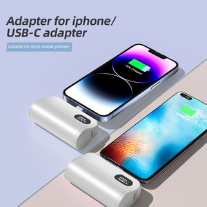 Пользовательский мини мобильный 5000 мАч Power Bank со светодиодным дисплеем двойной головкой Встроенный кабель 3-в-1 держатель для телефона с хвостовой вилкой - Product Image 2