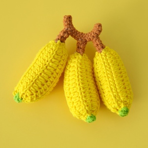 Llaveros Tejidos Artesanales con Diseño Pastoral de Frutas y Verduras, Regalos Publicitarios Transfronterizos Hechos de Algodón Peinado Anti-Pilling - Product Image 1