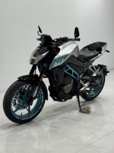 <span class=keywords><strong>Motor</strong></span> Street Fighter 250cc Rangka Biru Trellis, Ban Anti Selip, Port Pengisian Daya USB, Mendukung Dekal Kustom, Warna Bodi & Logo Sesuai Pesanan - Product Image 1