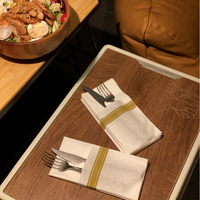 Machine automatique chinoise de fabrication de serviettes en papier pliables avec contrôle PLC et moteur haute vitesse