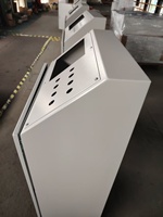 Armoire de distribution console au sol en acier au carbone BaiXiLing AP, conception ergonomique, IP56, CE, ISO9001 pour l'électronique