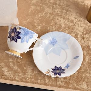 Tasse à café en porcelaine fine de style européen, luxe léger, pour le thé de l'après-midi, décoration maison et restaurant - Product Image 3