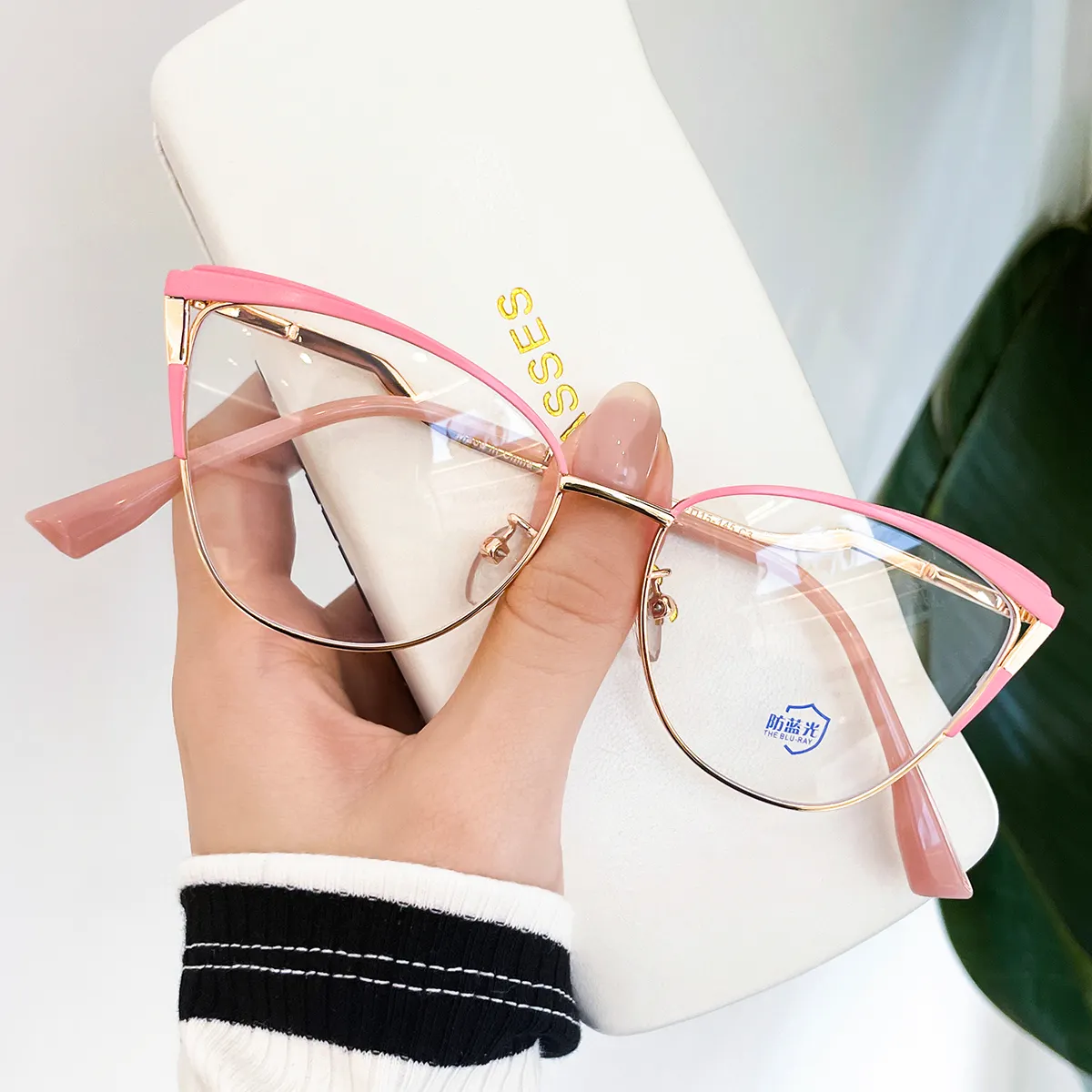 2024 moda ojo de gato Anti luz azul bloqueo gafas ópticas de moda monturas de anteojos para mujeres montures des lunettes