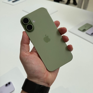 ขายส่ง <span class=keywords><strong>iPhone</strong></span> 17/17 Pro Max 5G มือสอง ปลดล็อคแล้ว สมาร์ทโฟน RAM 8GB ความจุ 256GB สภาพแบตเตอรี่ดี <span class=keywords><strong>iPhone</strong></span> 17 - Product Image 3