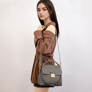 Genuine Leather Women's 2025 New Shell Chain Textured Flap Crossbody Large Capacity Commuter Versatile Shoulder Bag - Product Image 3