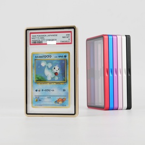 Étui à cartes de haute qualité en carton, personnalisable en couleur et logo, écologique, avec protection UV pour les collectionneurs de cartes à collectionner - Product Image 1