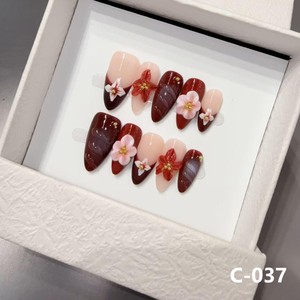 <span class=keywords><strong>Uñas</strong></span> Postizas Hechas a Mano con Rico Aroma Floral, Elegante Efecto Difuminado, Flores 3D, Colores Brillantes y <span class=keywords><strong>Acabado</strong></span> Dorado - Product Image 5