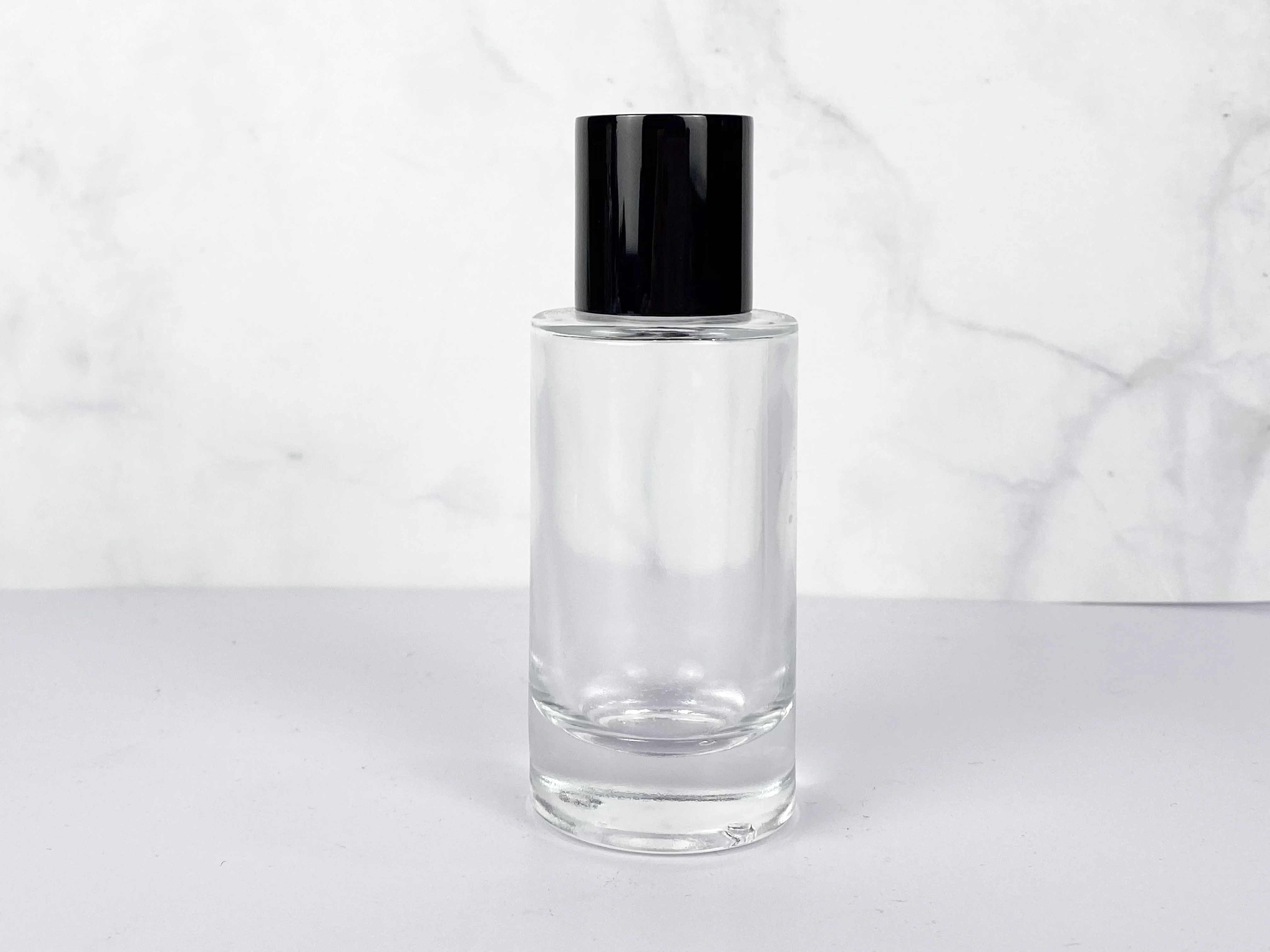 Hot sale popular refillable perfume glass bottle 50ml design custom perfume set