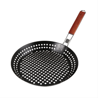 Panier de barbecue pliable en acier au carbone rond de 12 pouces avec revêtement antiadhésif, placage en chrome et poignée en bois