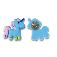 Chine Promotionnel 3D Mignon Kawaii Cartoon Doux PVC Caoutchouc Pin Badges