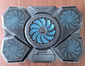 Base de Refrigeración <span class=keywords><strong>para</strong></span> Portátil Gaming RGB con Altura Ajustable, 5 <span class=keywords><strong>Ventiladores</strong></span> con Motor sin Escobillas <span class=keywords><strong>para</strong></span> un Rendimiento de Ventilación Potente - Product Image 2