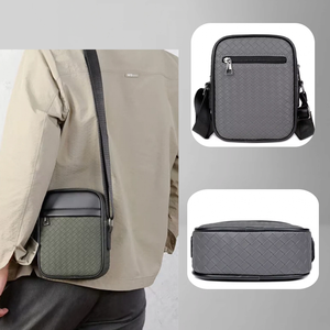 Herren-Reisetasche mit Karomuster, Umhängetasche, trendige Street-Fashion, kleine quadratische Freizeittasche aus PU, atmungsaktiv, wasserdicht, ultraleicht - Product Image 2