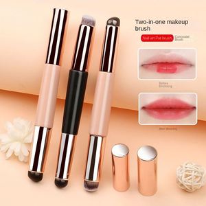 Stylo de maquillage double usage 2-en-1 avec couvercle, double tête de pinceau pour nail art et correcteur - Product Image 3