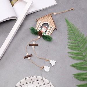 Decorazioni Natalizie Artigianali in Legno a Forma di Villaggio, Ornamenti Rustici per Albero di Natale, Ideali per Feste Creative e Decorazioni Domestiche - Product Image 1
