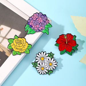 Trâm cài hoa men dễ thương hình hoa cúc/hoa dâm bụt/hoa tử đằng/hoa hồng - Huy hiệu hoa hợp kim kẽm phủ epoxy dùng trang trí quần áo, túi xách & quà tặng sưu tầm - Product Image 2