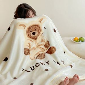 Couverture en flanelle chaude écologique imprimée de dessins animés et d'anime de luxe pour literie décorative - Product Image 3